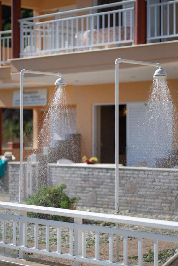 House Aggeliki Hotel Kalamítsi Ngoại thất bức ảnh